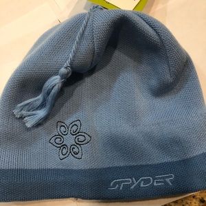 Spyder Blue Beanie Women’s Winter Hat with fleece ear band for warmth, NWT